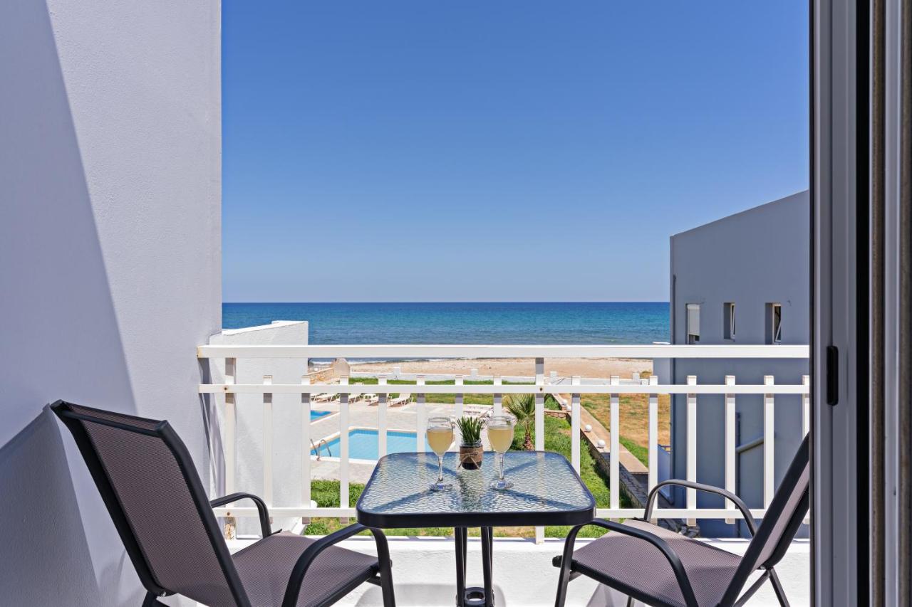Azure Seaside Apts 매그니샤 외부 사진