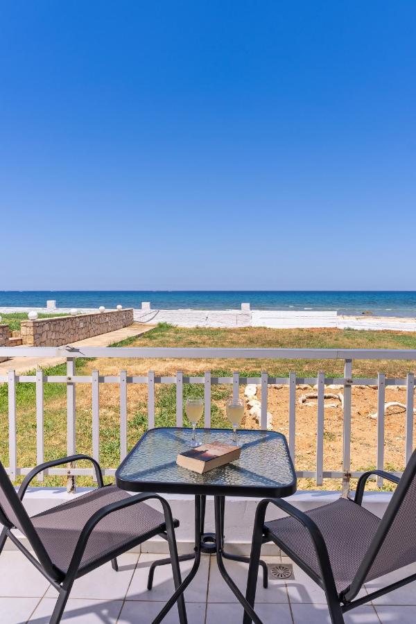 Azure Seaside Apts 매그니샤 외부 사진