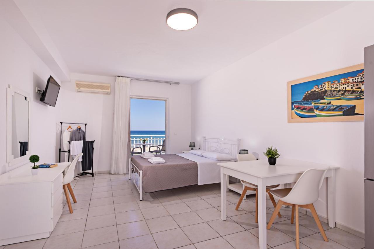 Azure Seaside Apts 매그니샤 외부 사진